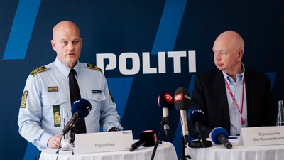 Autoritățile daneze, în alertă după ce mai multe drone suspecte au survolat baza militară Karup. Foto Profimedia