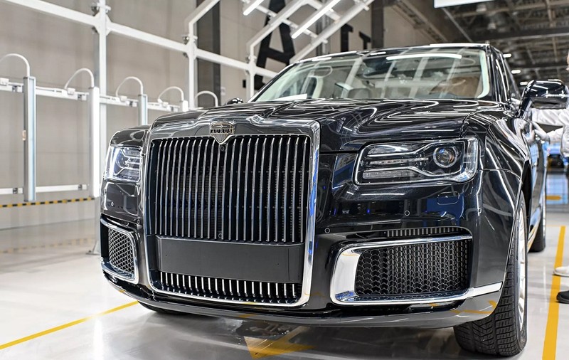 Rușii se laudă că produc în serie Aurus Komendant, SUV-ul de lux de peste 500.000 de euro, doar cu componente autohtone