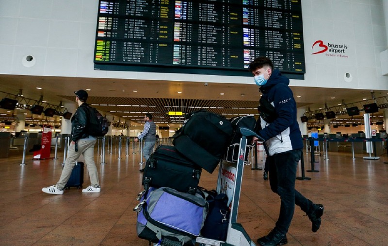 Reguli noi pentru turiștii români care merg în Belgia. Ce vor fi obligați să facă