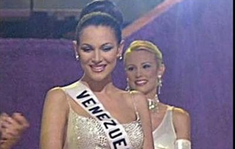 La 28 de ani, Miss Venezuela 2000 a murit de cancer mamar
