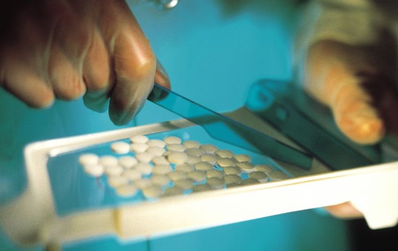 Arestat cu 1,3 kilograme de haşis în stomac