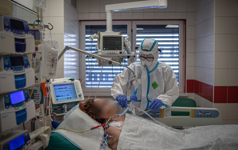 Europa a depășit pragul de 10 milioane de cazuri de COVID-19, după o dublare a acestora în ultimele cinci săptămâni