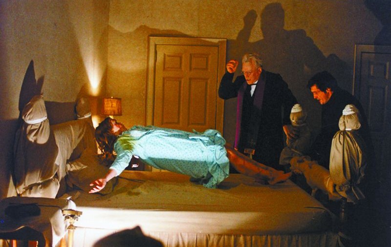 Piei, drace! Mutu a vrut la exorcist!