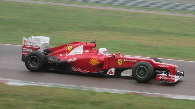 Vettel a alergat cu o maşina Ferrari din 2012.