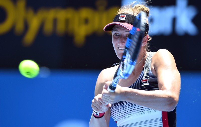 Irina Begu a bătut-o pe Elena Vesnina și s-a calificat în turul doi de la Madrid