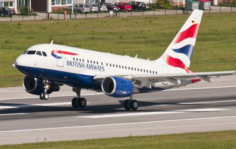 Avionul naţionalei Scoţiei, la un pas de a se ciocni cu o altă aeronavă