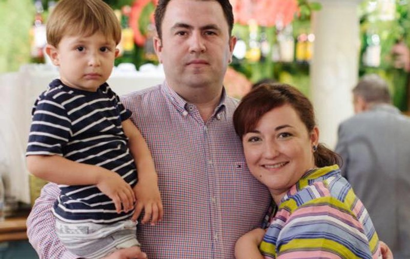 VIDEO/ Ecaterina Ladin a crescut într-o familie modestă. De Sărbători, tatăl actriței se împrumuta ca să aibă bani pentru colindători!