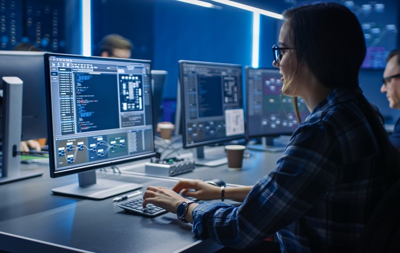 Discriminare sau competiție? 80% dintre programatorii IT au vârste sub 40 de ani