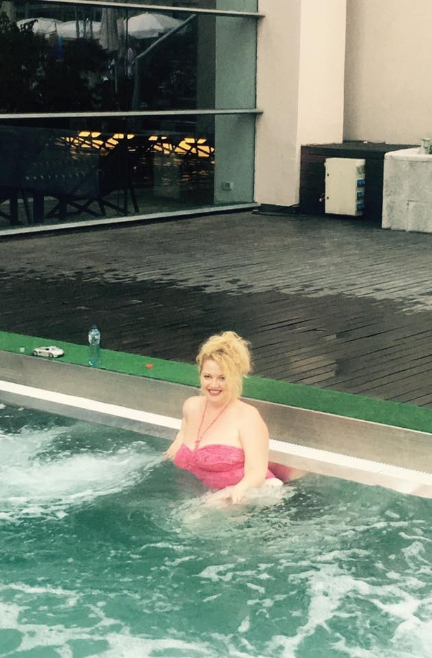 Oana Lis, în costum de baie după ce a slăbit peste 15 kilograme. Toți au făcut glume pe seama ei