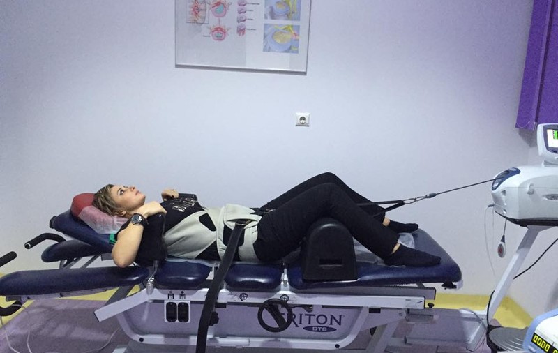 Ana Maria Reghecampf îşi întreţine sănătatea într-o clinică din Bucureşti