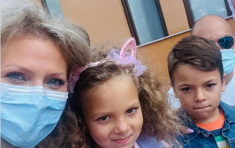 Copiii vedetelor în prima zi de școală. Emoții mari și pentru părinți