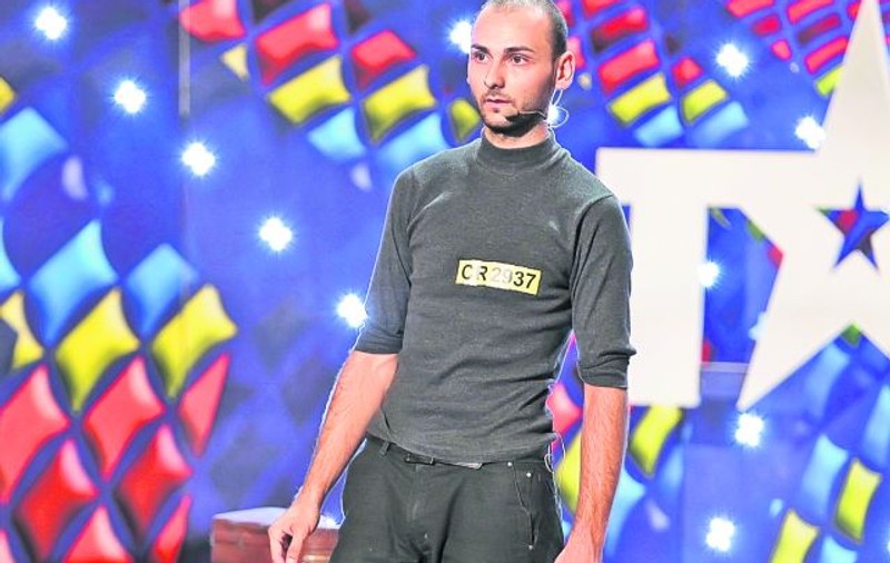 Iluzionistul Alexandru Marcu, de la «Românii au talent», bătut măr de un interlop