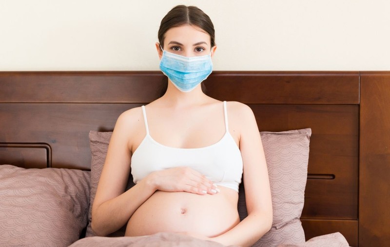 Gravidele fac cel mai des forme asimptomatice de Covid-19, dar prezintă un risc mai mare de a ajunge la ATI, arată un nou studiu