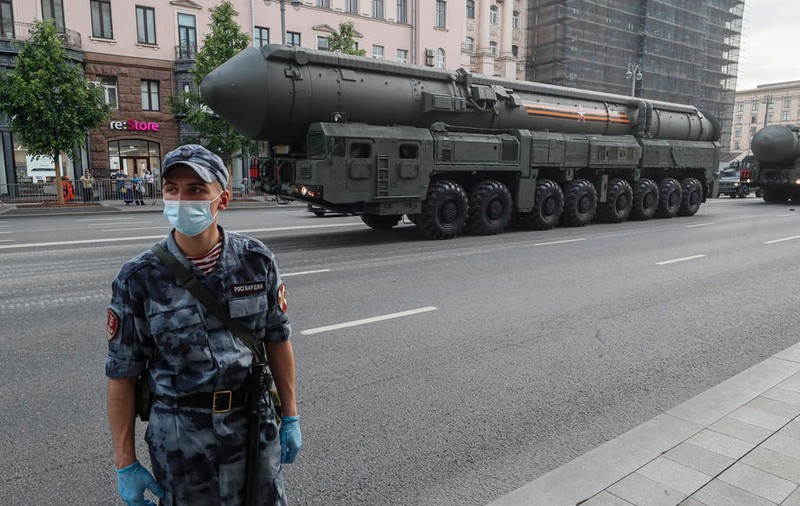 Rusia avertizează că ar putea desfășura rachete nucleare în Europa, drept răspuns la acțiunile NATO