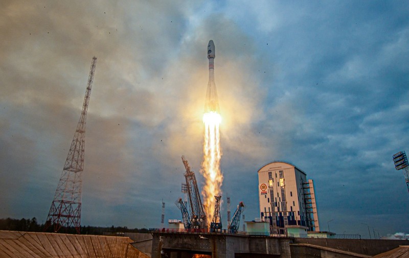 Sonda rusească Luna-25 a intrat pe orbita lunară, urmând să aselenizeze în premieră, zilele următoare, la Polul Sud al Lunii