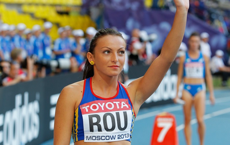 Neșansă pentru Adelina Pastor la 400 m: a avut timp bun, însă nu s-a calificat în semifinale!