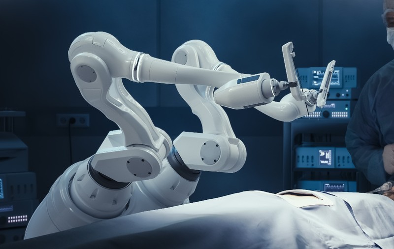 Acces gratuit la chirurgie robotică pentru copii și tineri de până la 30 de ani, în spitalele Medicover din Oradea și Cluj