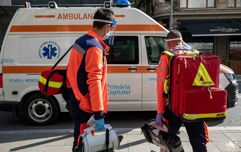 Bilanțul COVID se menține ridicat: 9.460 de cazuri noi. 129 de oameni infectați au murit, în ultimele 24 de ore