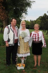 Maria Constantin, alături de părinții săi