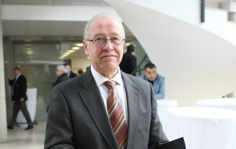 Conducerea lui Dinamo, somată să-și dea demisia: "Numai în filme se mai vede aşa ceva"