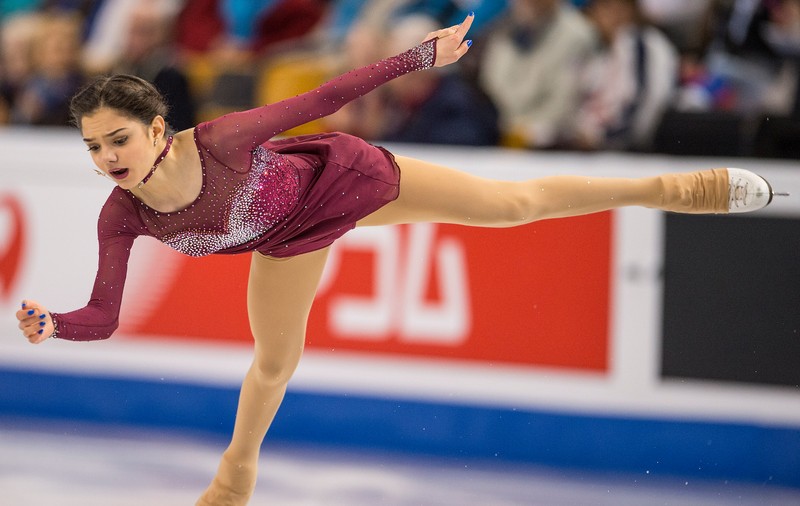 Campionatele Europene de patinaj artistic de la Ostrava. Javier Fernandez, de neoprit! Aur cu repetiție pentru Rusia