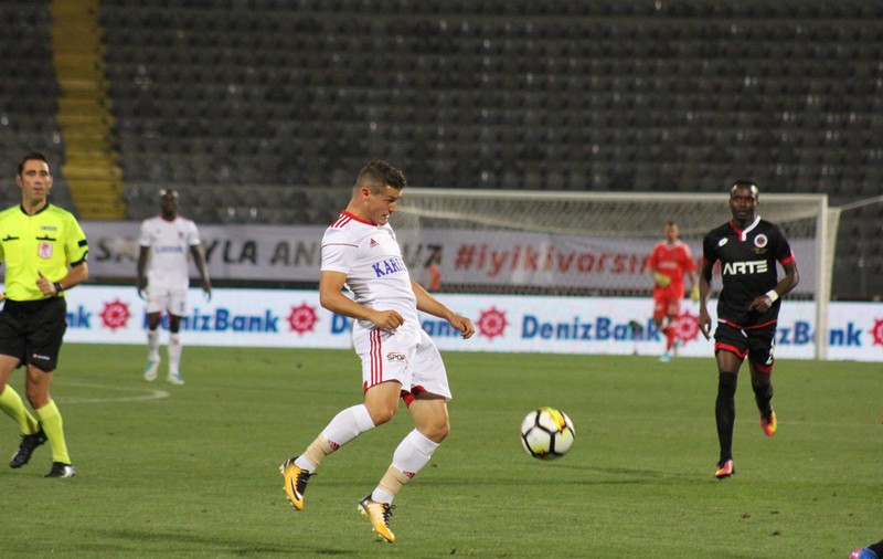 Torje a marcat pentru Karabukspor, iar Bicfalvi pentru Ural / VIDEO