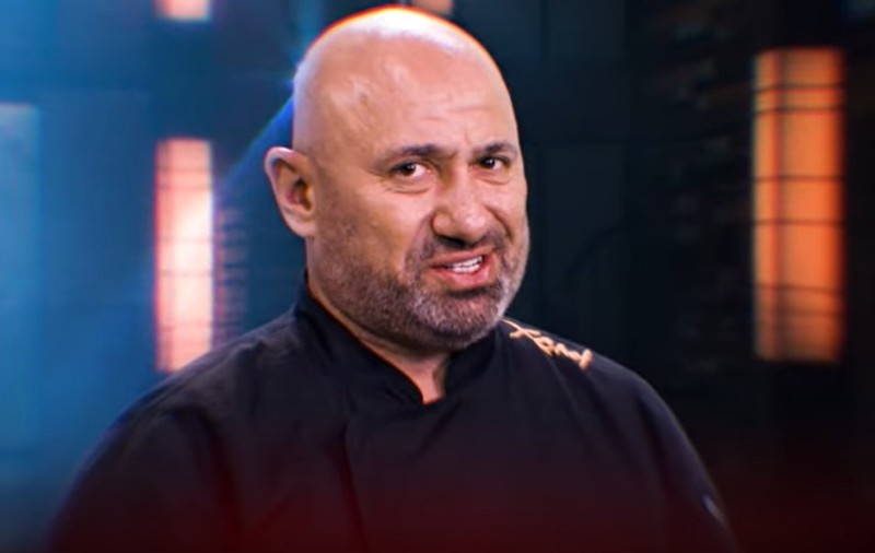 Cătălin Scărlătescu, dat afară dintr-un restaurant: „Mi-am luat o scatoalcă şi două picioare-n fund”