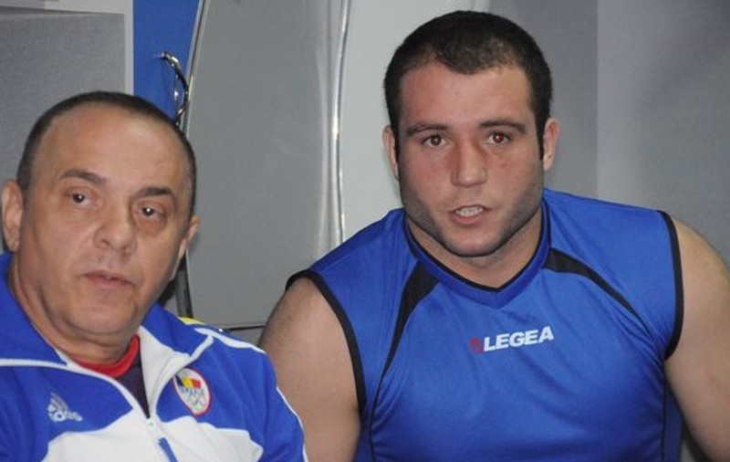Mihai Nistor, primul pugilist calificat la Olimpiadă: ”Multe sacrificii pe ring”