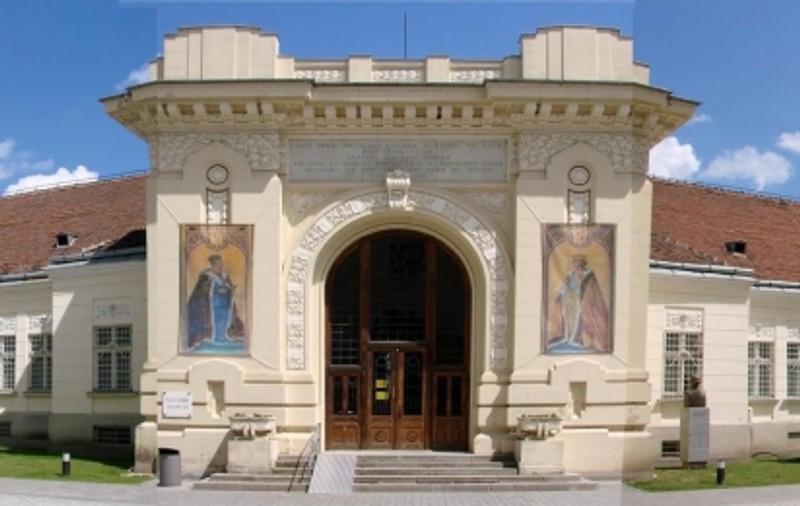 Sala Unirii din Alba Iulia a intrat de luni în restaurare. În Anul Centenar va primi o nouă faţă