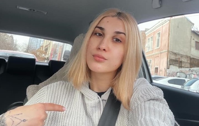 Tratamentul pe care îl urmează Adda după ce a fost diagnosticată cu Lyme. „Patru luni trebuie să iau pastile, apoi 18 luni să fac injecții”