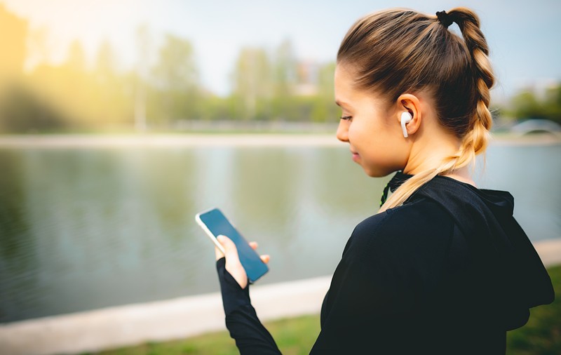 Cum alegi cele mai bune căști wireless pentru alergare