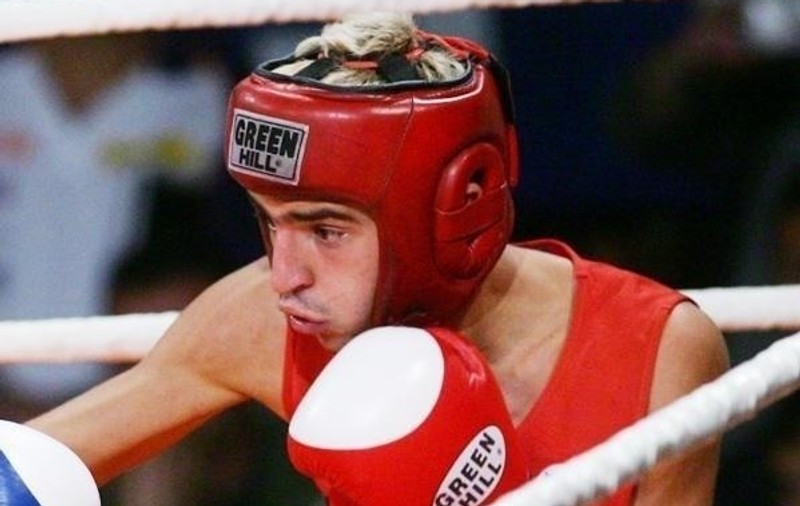 S-a făcut de râs! Un boxer român, multiplu medaliat acasă, a șocat Spania, după ce a suferit 11 KO-uri la rând! Povestea tricolorilor care sunt ”carne de tun”!