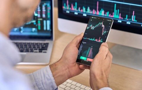 Bursa - smartphone - desktop - calculator