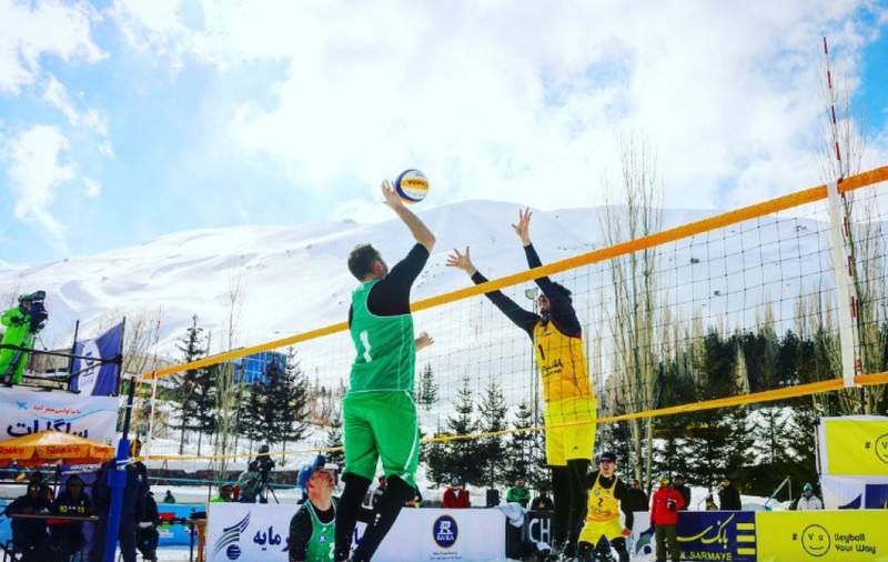 Snow-volei, sport olimpic. Preşedintele COSR, Mihai Covaliu, s-a întâlnit cu şefii Confederaţiei Europene de Volei