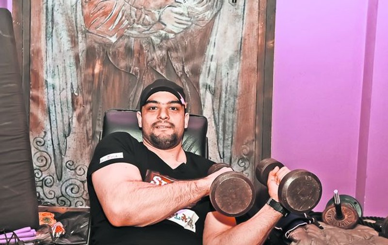 Iată cum îşi măreşte Ion Oncescu masa musculară: «Mănânc 5 kilograme de carne pe zi»