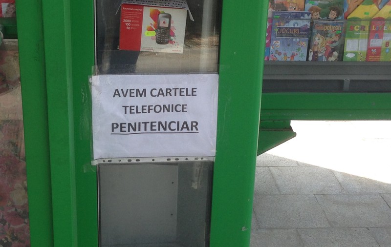 Au apărut cartelele telefonice pentru Borcică&co. Sunt ușor de introdus după gratii. ”Le poți băga în pâine, în cărți sau în hârtie igienică”