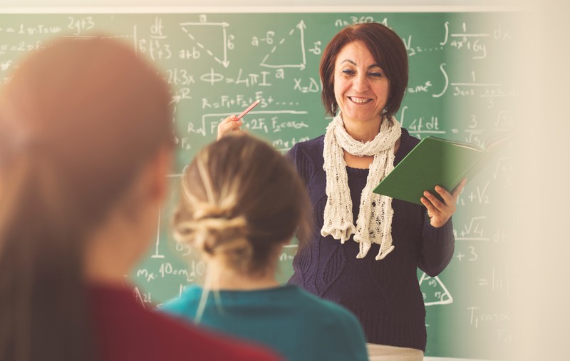 Studiu TALIS 2024. De ce vor profesorii români să plece din sistem. Director de școală: „Se simt devalorizați și arătați cu degetul”