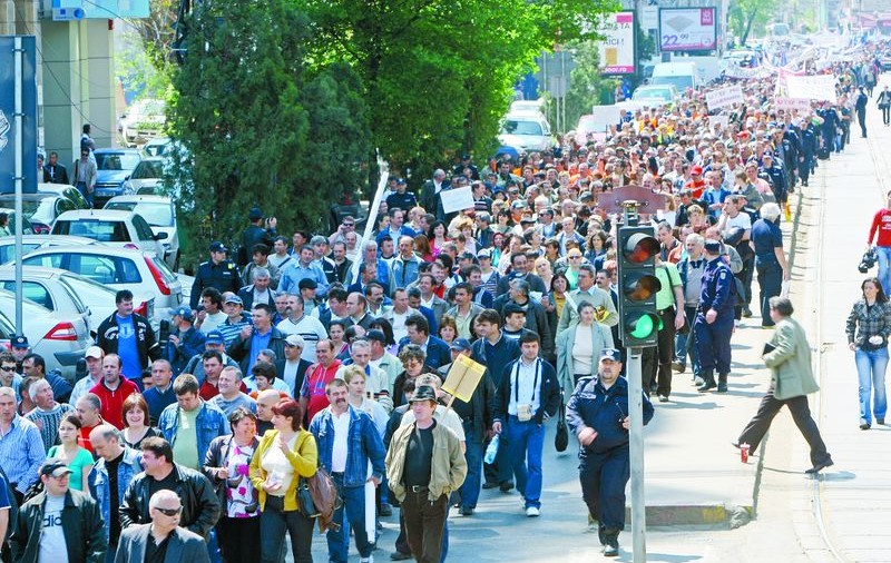 «Ieşim în stradă!»