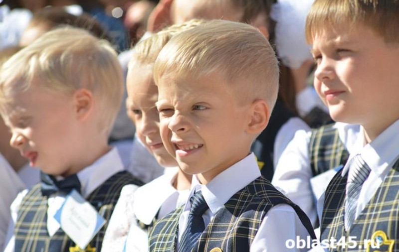Ministerul Educației din Rusia propune școlilor să folosească 37 de cântece „patriotice” în orele de muzică