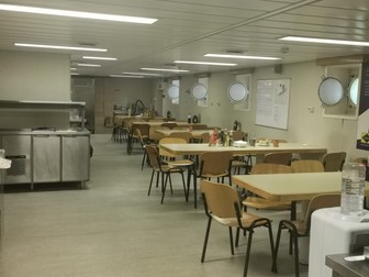Sala de mese a navei