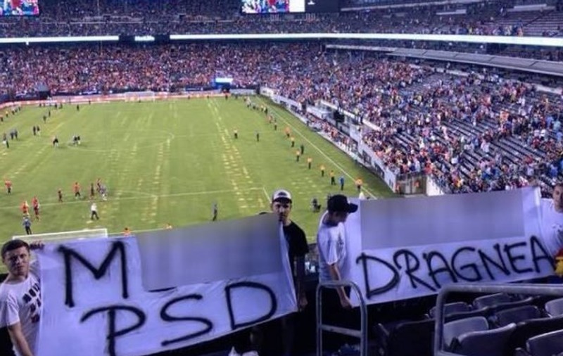 M*(# PSD a depășit de mult granițele țării. Dedicație specială pentru Dragnea, pe stadion la New York