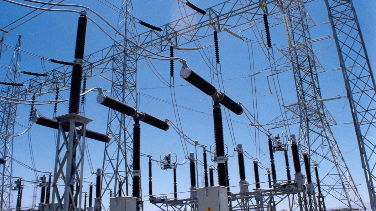 Se scumpește energia electrică, de la 1 ianuarie 2018