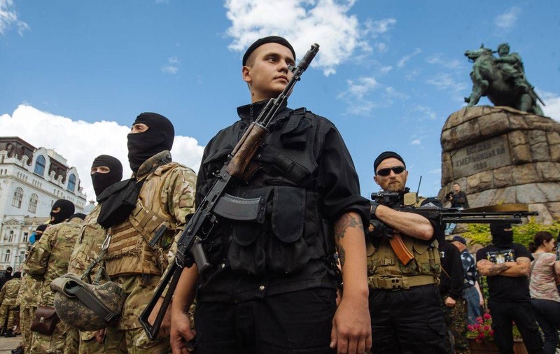 Un JURNALIST RUS de la TELEVIZIUNEA PUBLICĂ, UCIS în UCRAINA!