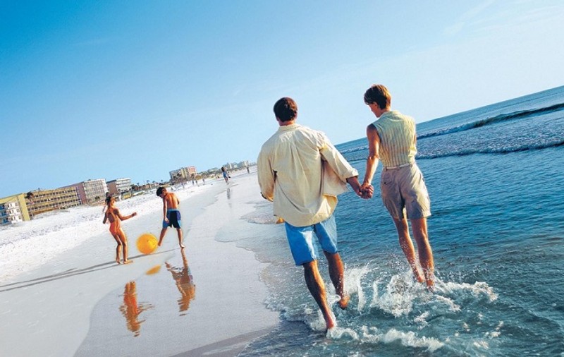 Ministrul Economiei propune prelungirea valabilităţii voucherelor de vacanţă până în luna mai 2021