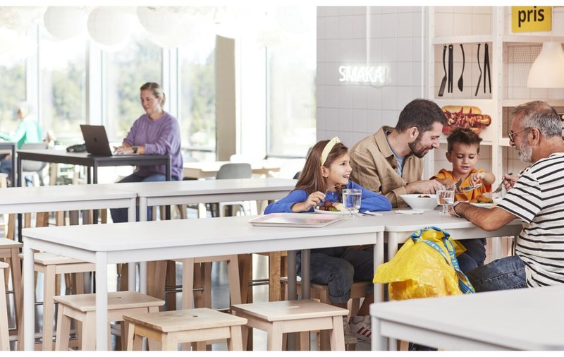 O lună plină de reduceri: Meniul cu somon este vedeta lunii noiembrie la IKEA
