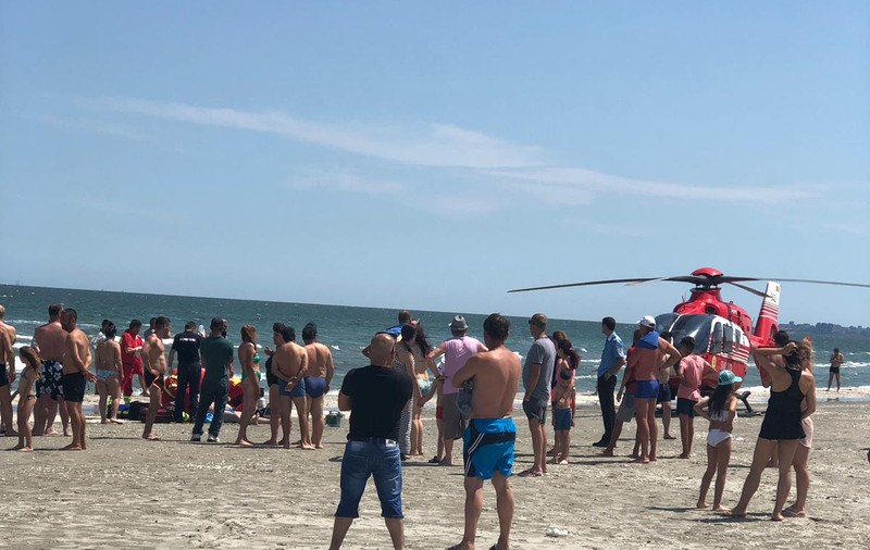 Turist înecat la Neptun. Bărbatul a fost declarat decedat de medicul elicopterului SMURD