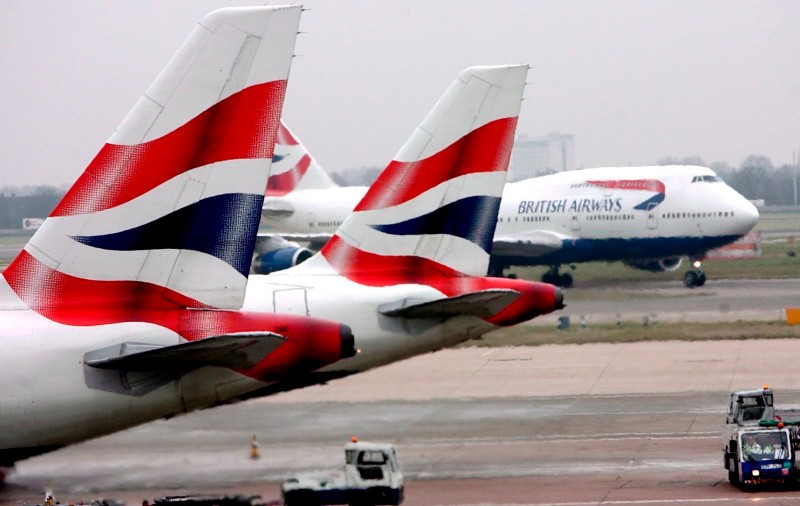 Haos pe aeroporturile din Londra. Toate zborurile de sâmbătă ale companiei British Airways au fost anulate, după o defecțiune a sistemului informatic