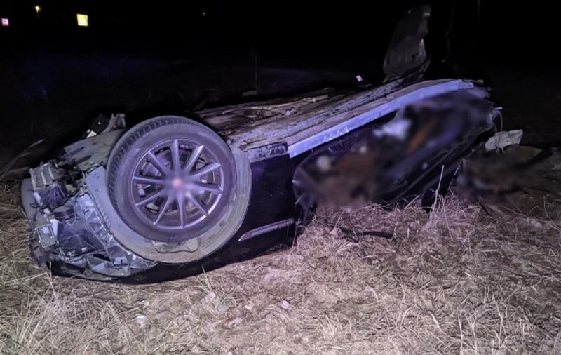 O femeie și-a căutat cu aplicația de pe telefonul mobil soțul care nu mai venea de la cumpărături și l-a găsit mort în Jaguarul răsturnat, în Ungaria