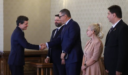 Grupul parlamentar Uniți pentru România a ajuns la Cotroceni. Sursă foto: Dumitru Angelescu