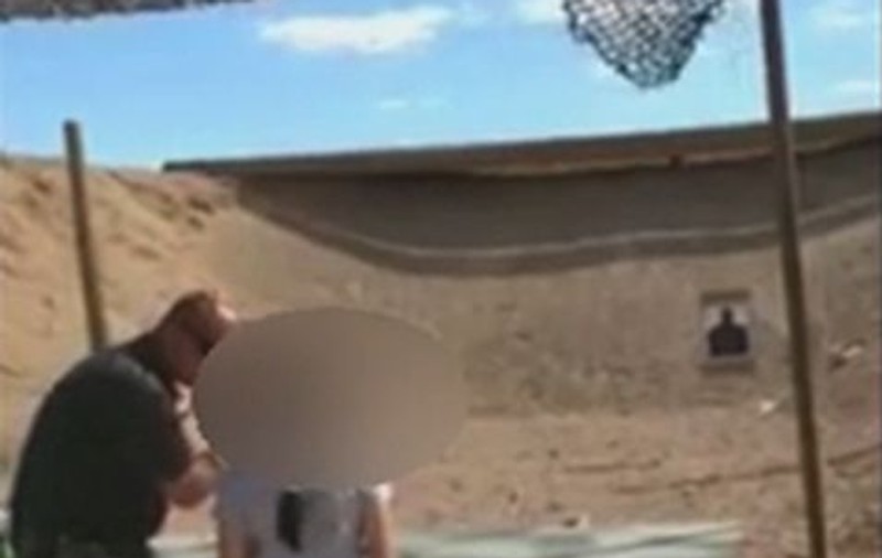 UCIGAŞĂ din GREŞEALĂ, la 9 ani! O copilă şi-a împuşcat INSTRUCTORUL DE TIR! VIDEO